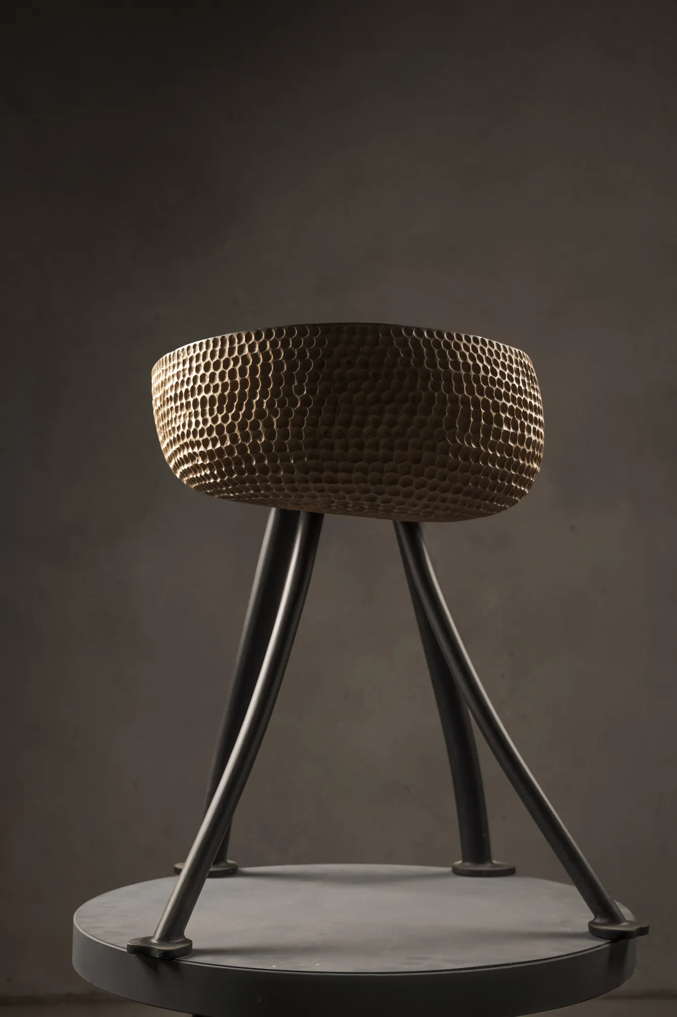KEDAR I, side table in cedar and steel